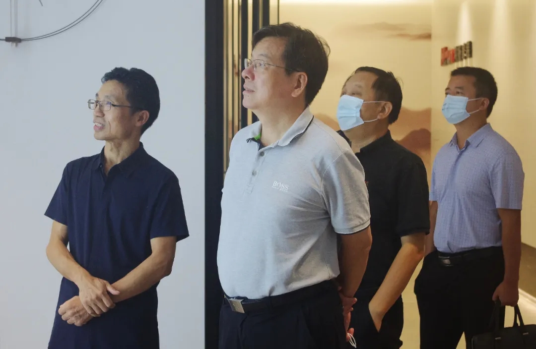 1.webp.jpg 1.webp.jpg