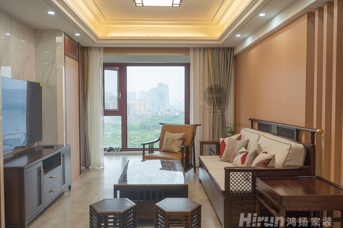 翡翠一品120㎡復(fù)合寫意三居室 裝修案例實(shí)景圖-1