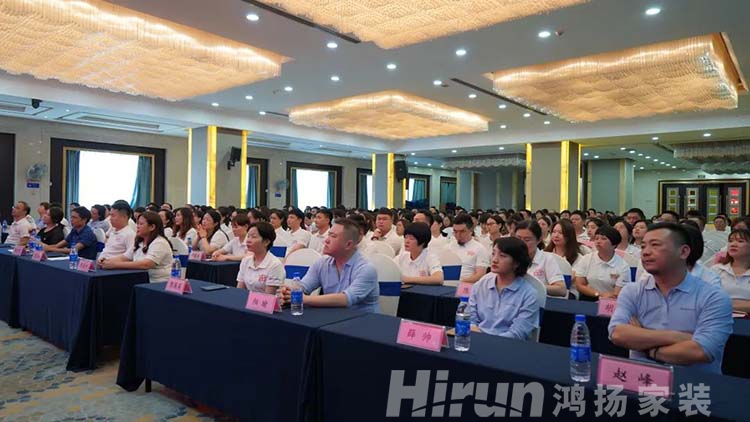 專業團隊共履設計高標準,全新體系確保客戶很滿意 專業團隊共履設計高標準,全新體系確保客戶很滿意