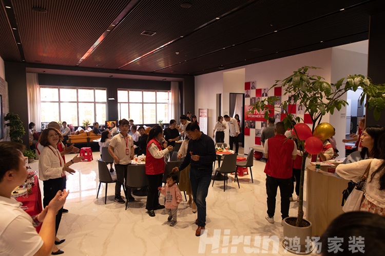 雙城齊綻!鴻揚家裝武漢、婁底定制旗艦店全新升級 雙城齊綻!鴻揚家裝武漢、婁底定制旗艦店全新升級